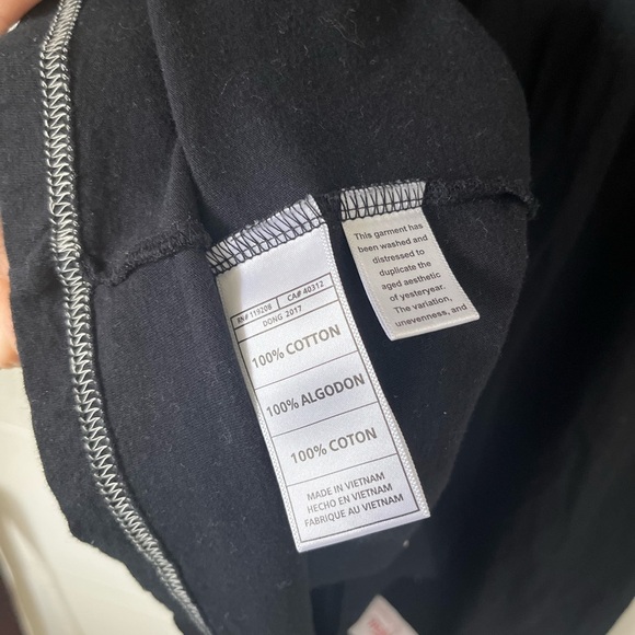 Mitchell and Ness Toronto Raptors Black Tee - Picture 5 of 6